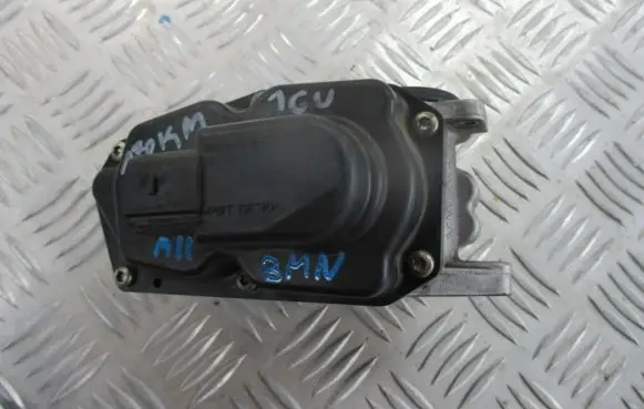 Audi A3 S3 8P EGR thermostat 