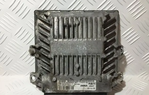 Ford Focus C-MAX Engine control unit/module 3M51-12A650-NA 3M5112A650NA