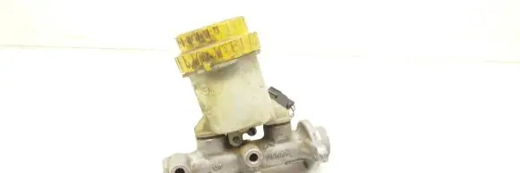 Subaru Legacy Master brake cylinder