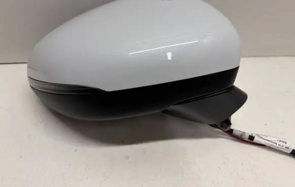 Mercedes-Benz A W177 Front door electric wing mirror 