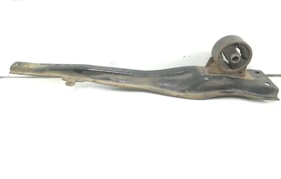 Mitsubishi Lancer X Engine mounting bracket