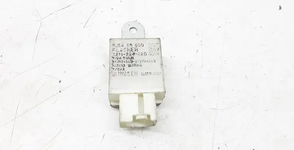 Mazda 6 Hazard warning light relay 3211224320