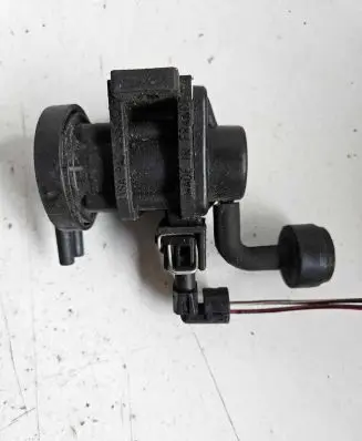 Opel Zafira A Turbo solenoid valve 4715396 45223271 09158200