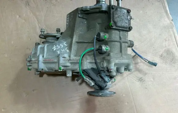 Toyota Hilux (AN10, AN20, AN30) Gearbox transfer box case