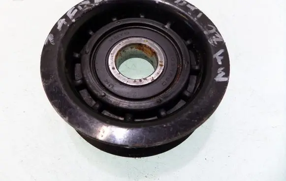 Opel Zafira B Belt tensioner pulley 6203RR9D