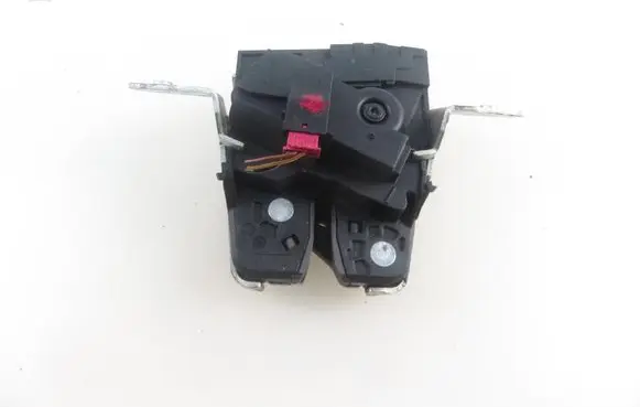 Mercedes-Benz C W204 Tailgate/trunk/boot lock/catch/latch 2047400335