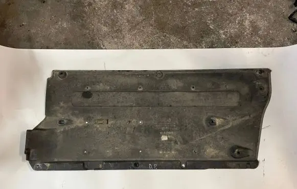 Hyundai i30 Side bottom protection 84145G4000