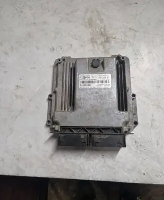 Ford Mustang VI Engine control unit/module 0261S15142