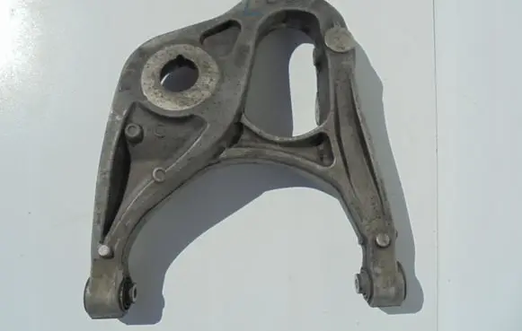 Mercedes-Benz C W204 Rear upper control arm/wishbone 16605