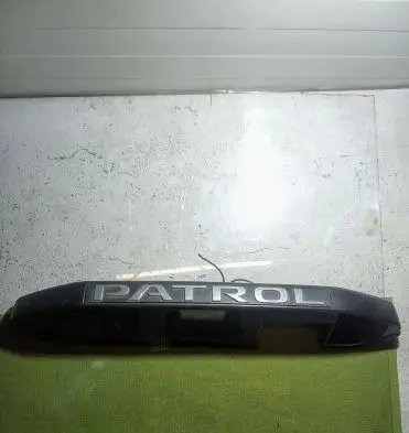 Nissan Patrol Y61 Number plate light
