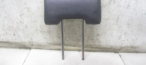 Volvo XC60 Rear seat headrest 