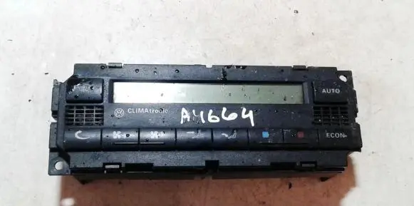 Volkswagen Polo III 6N 6N2 6NF Climate control unit