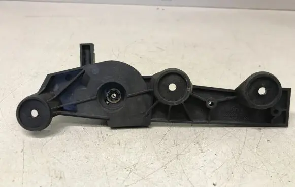 BMW 5 E60 E61 Engine bonnet (hood) release handle 51437052579 7052579