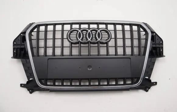 Audi Q3 8U Front grill 8U0853653H 8U3853651J