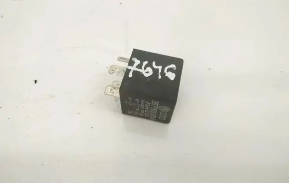 Audi A3 S3 8L Other relay 357906381A 24690000