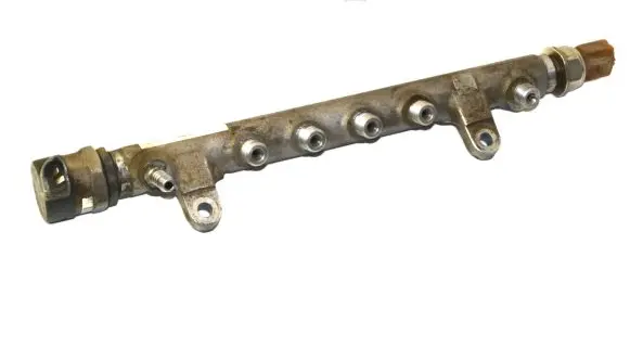 Volkswagen PASSAT B6 Fuel main line pipe 03L130089 700000086