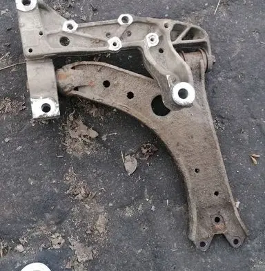 Seat Leon (1P) Front lower control arm/wishbone
