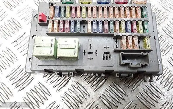 Mini Cooper Hatch Hardtop Fuse module 690660003