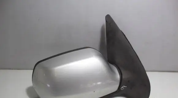 Mazda 2 Front door electric wing mirror