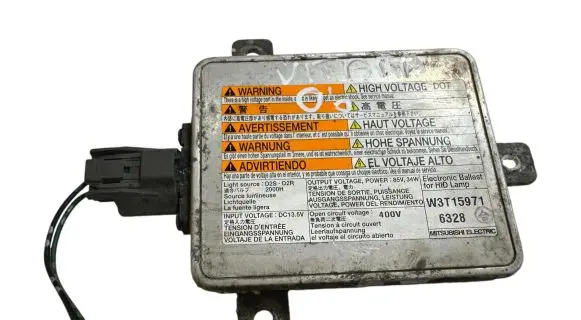 Suzuki Grand Vitara II Headlight ballast module Xenon W3T15971 6328