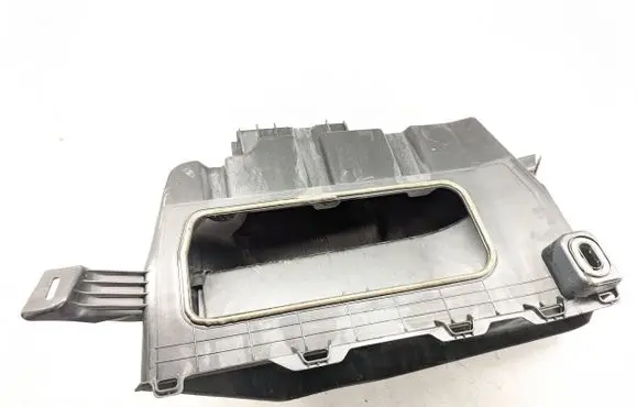 Volvo XC90 Air intake duct part 31353768