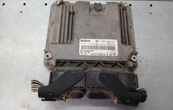 Alfa Romeo 147 Engine control unit/module ECU 55186983
