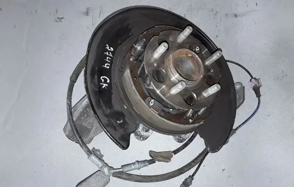 Honda CR-V Rear wheel hub