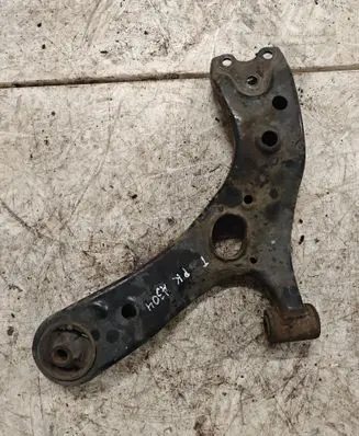 Toyota Prius (XW30) Front lower control arm/wishbone