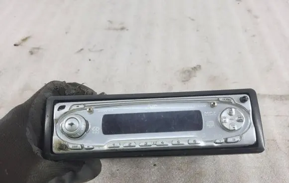 Mazda 626 Radio/CD/DVD/GPS head unit GE30768001A