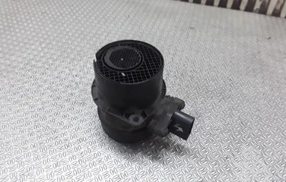 Audi A4 S4 B7 8E 8H Mass air flow meter 074906461B