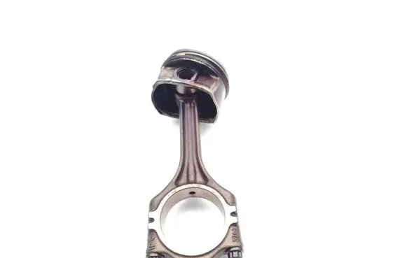 Volkswagen Golf VI Piston with connecting rod CAVD