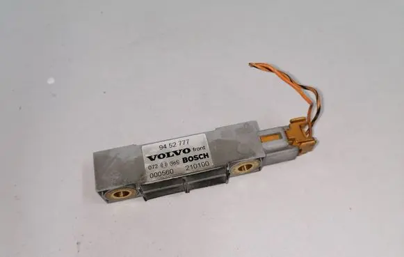 Volvo V70 Airbag deployment crash/impact sensor 9452777