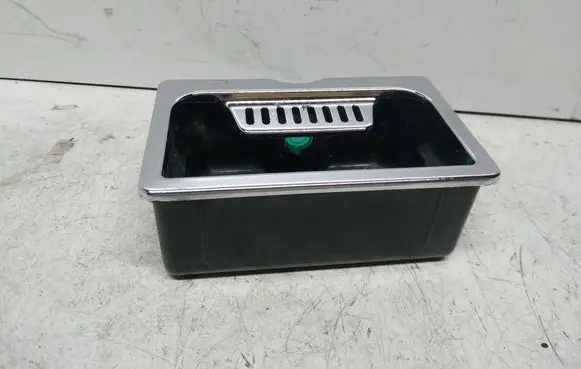 Ashtray (front)