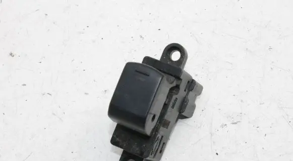 Nissan Pathfinder R51 Electric window control switch 25411EA00A