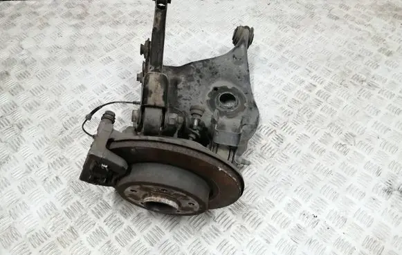 Renault Captur II Stub axle 