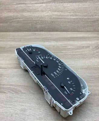 Opel Vectra B Speedometer (instrument cluster) 90504241BC