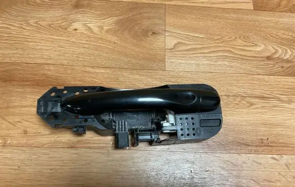 Renault Megane III Rear door exterior handle 806070033R