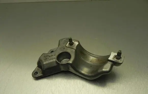 Ford Fiesta Engine mounting bracket C1B73K305AB VD9275