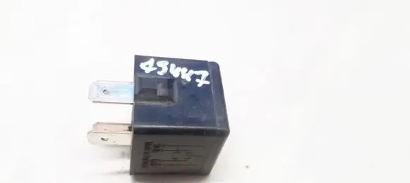 Volvo S40, V40 Other relay MB953381 V23134-B52-X240
