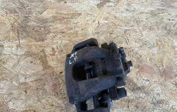 Jaguar XF X260 Front brake caliper A426M
