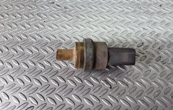 Coolant temperature sensor