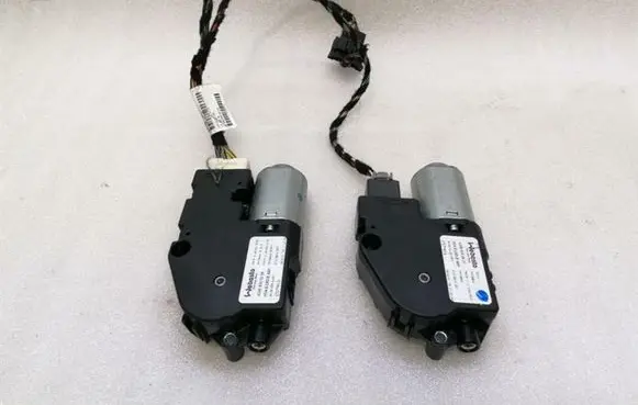 Mercedes-Benz GLS X166 Sunroof motor/actuator A1668200208 A1669069600