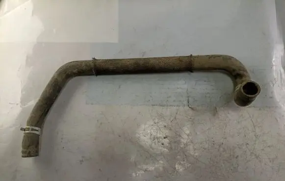 Suzuki Grand Vitara II Engine coolant pipe/hose