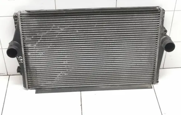 Volvo XC70 Intercooler radiator