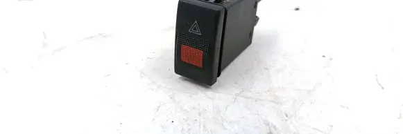 Volkswagen PASSAT B5 Hazard light switch 8D0941509