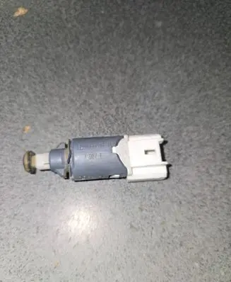 Renault Kangoo II Brake pedal sensor switch 8200168238 7087T