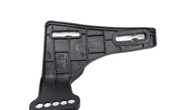 Peugeot 2008 I Fender mounting bracket 9678564580