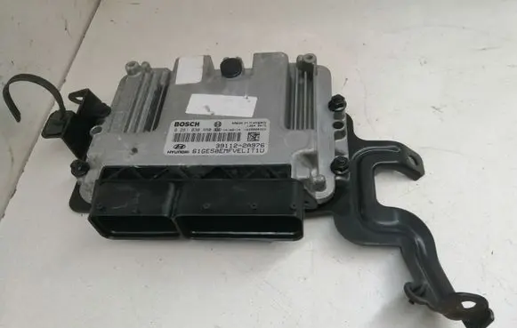 Hyundai i30 Engine control unit/module 391122A976 0281030860 1039S68320