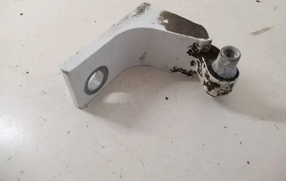 Volkswagen Transporter - Caravelle T5 Front door upper hinge 7H0831402B