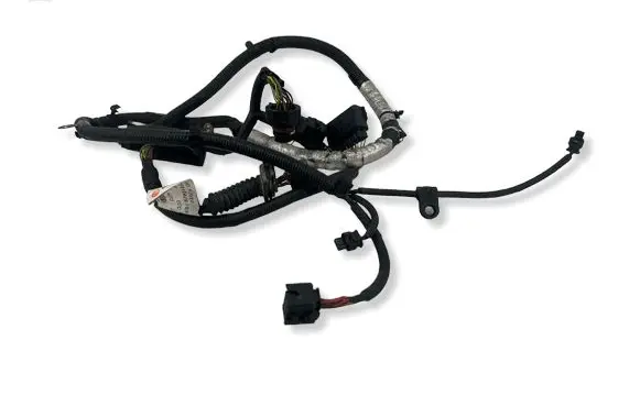 Land Rover Discovery 3 - LR3 Engine installation wiring loom YMD501642B